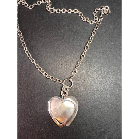 Vintage sterling silver heart framed pendant and chain necklace - Picture 6 of 16